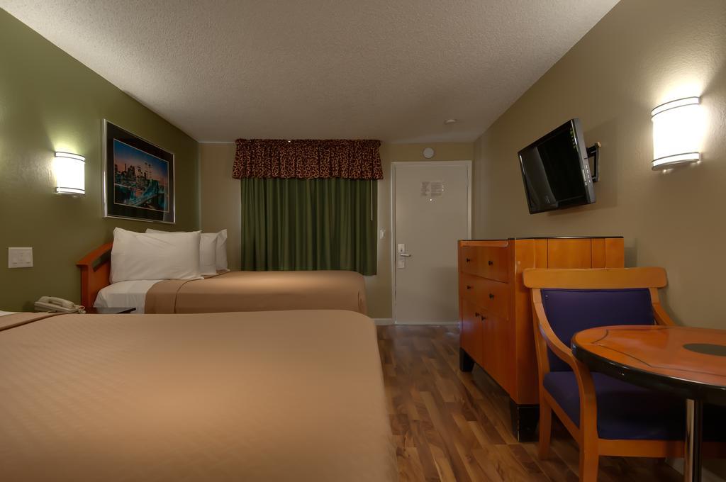 Vagabond Inn Bakersfield North ภายนอก รูปภาพ